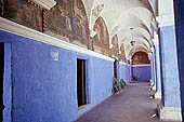 Arequipa, Convent of Santa Catalina de Sena Claustro del Calvario (Cloister of the oranges)